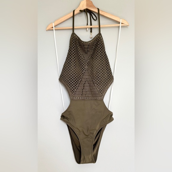Aerie‎ Size Medium Swimsuit One Piece Crochet Top Halter Open Sides Olive Green - Picture 5 of 13